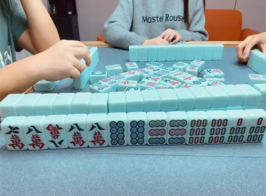普通牌飞针麻将-现代与科技的融合!
